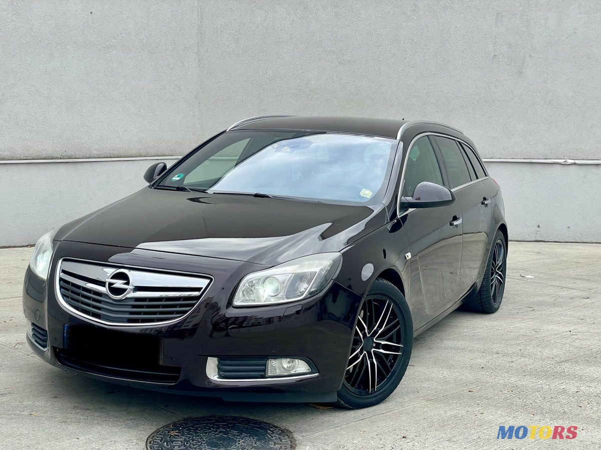 2012' Opel Insignia photo #1