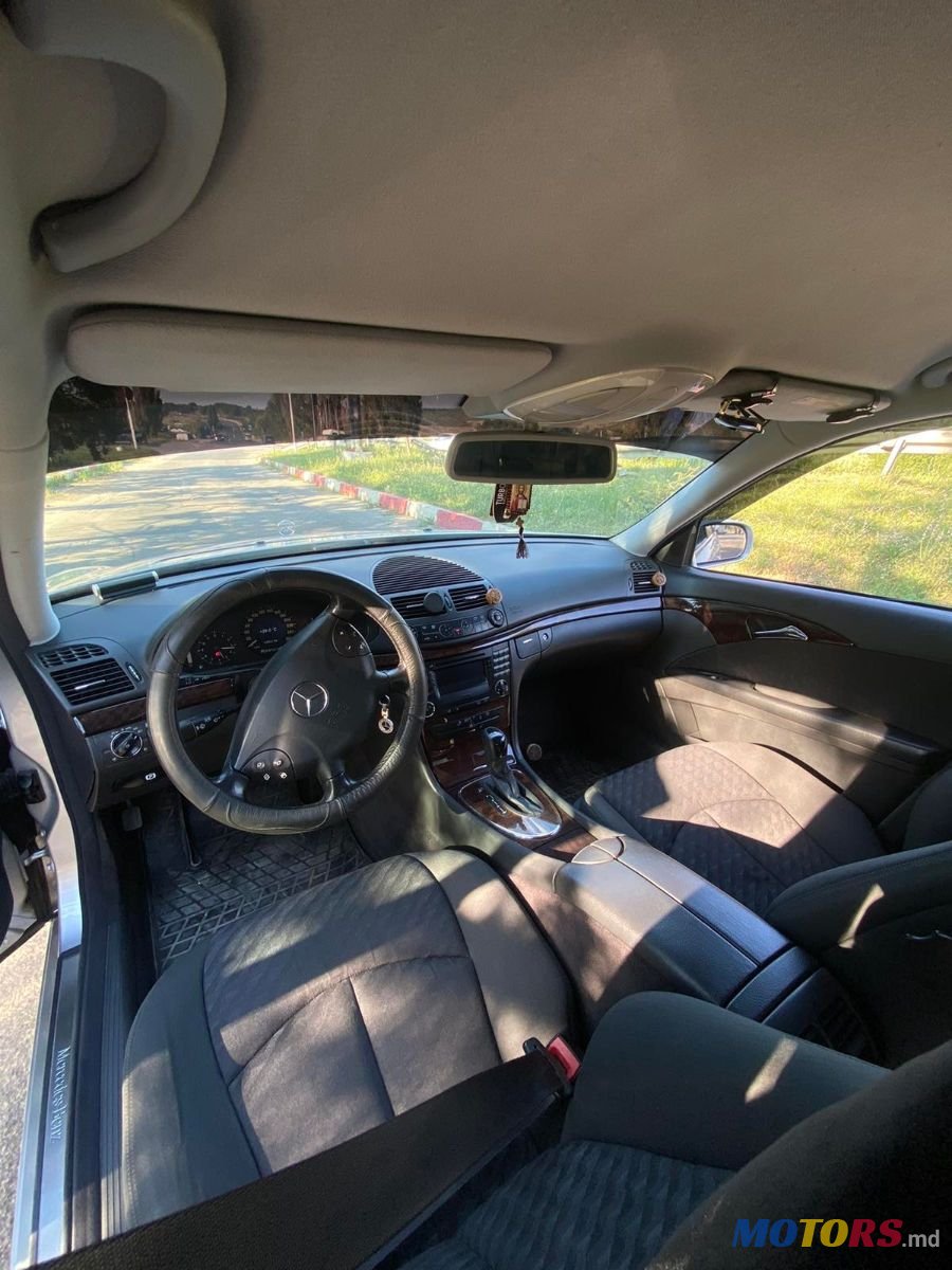 2003' Mercedes-Benz E-Class photo #5