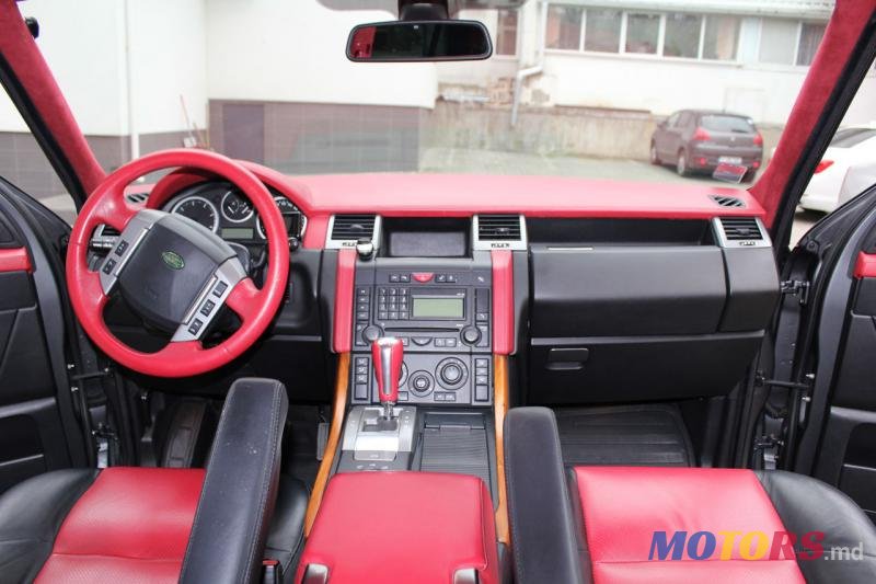 2008' Land Rover Range Rover photo #3