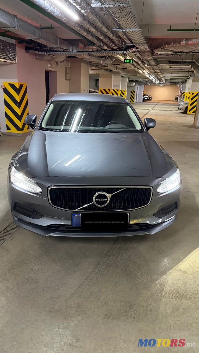 2019' Volvo S90 photo #1