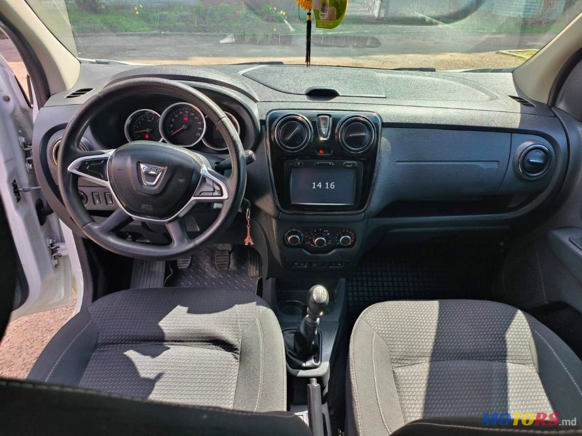 2017' Dacia Lodgy photo #6