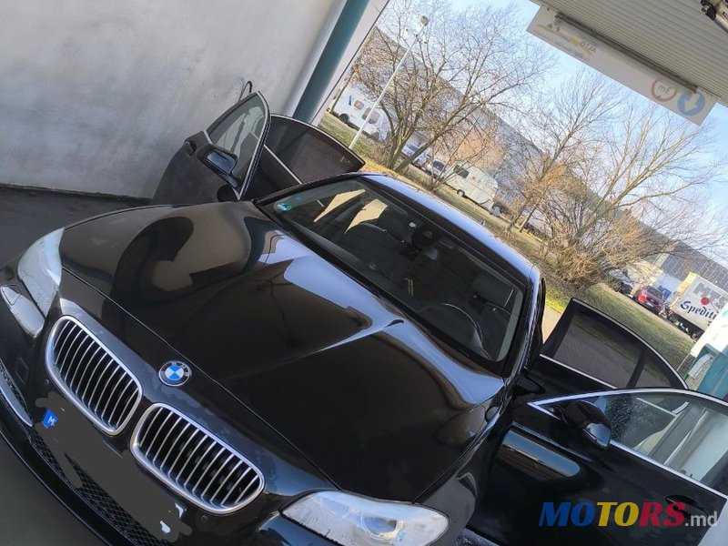 2012' BMW 5 Series photo #6