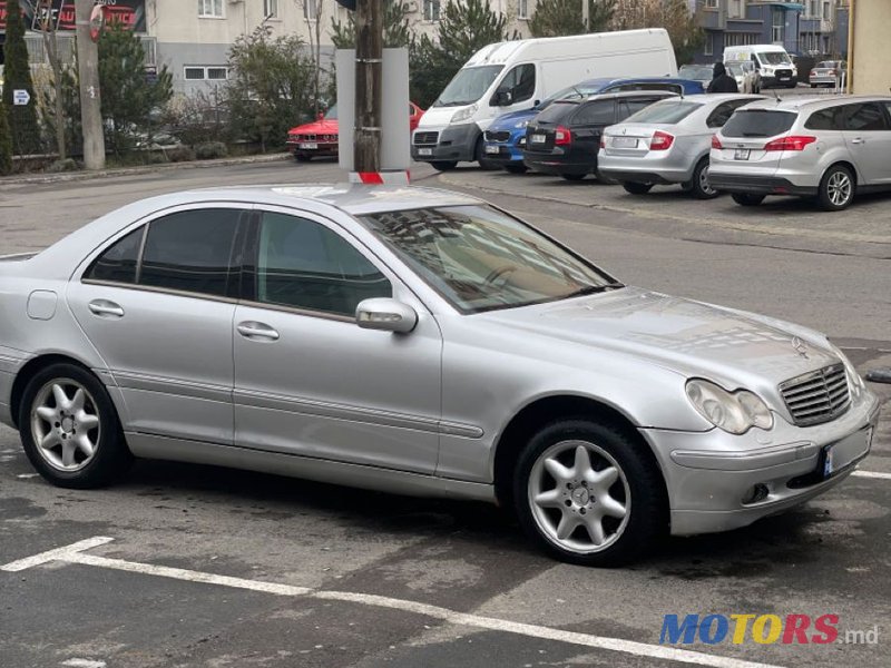 2003' Mercedes-Benz C Класс photo #1