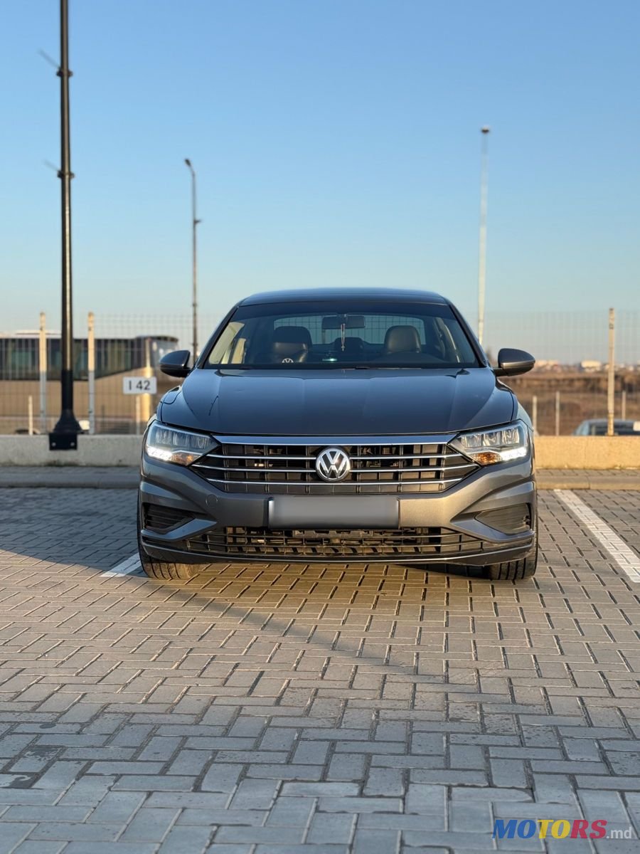 2018' Volkswagen Jetta photo #5