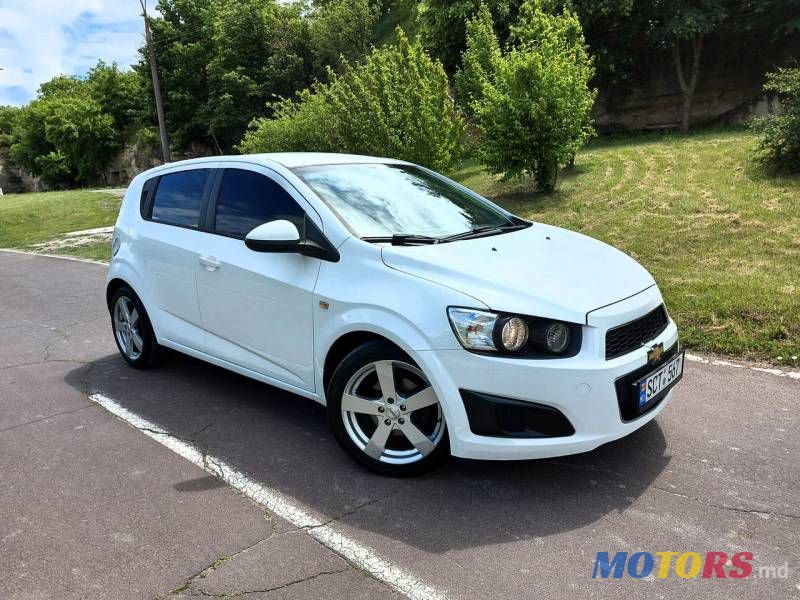 2012' Chevrolet Aveo photo #1