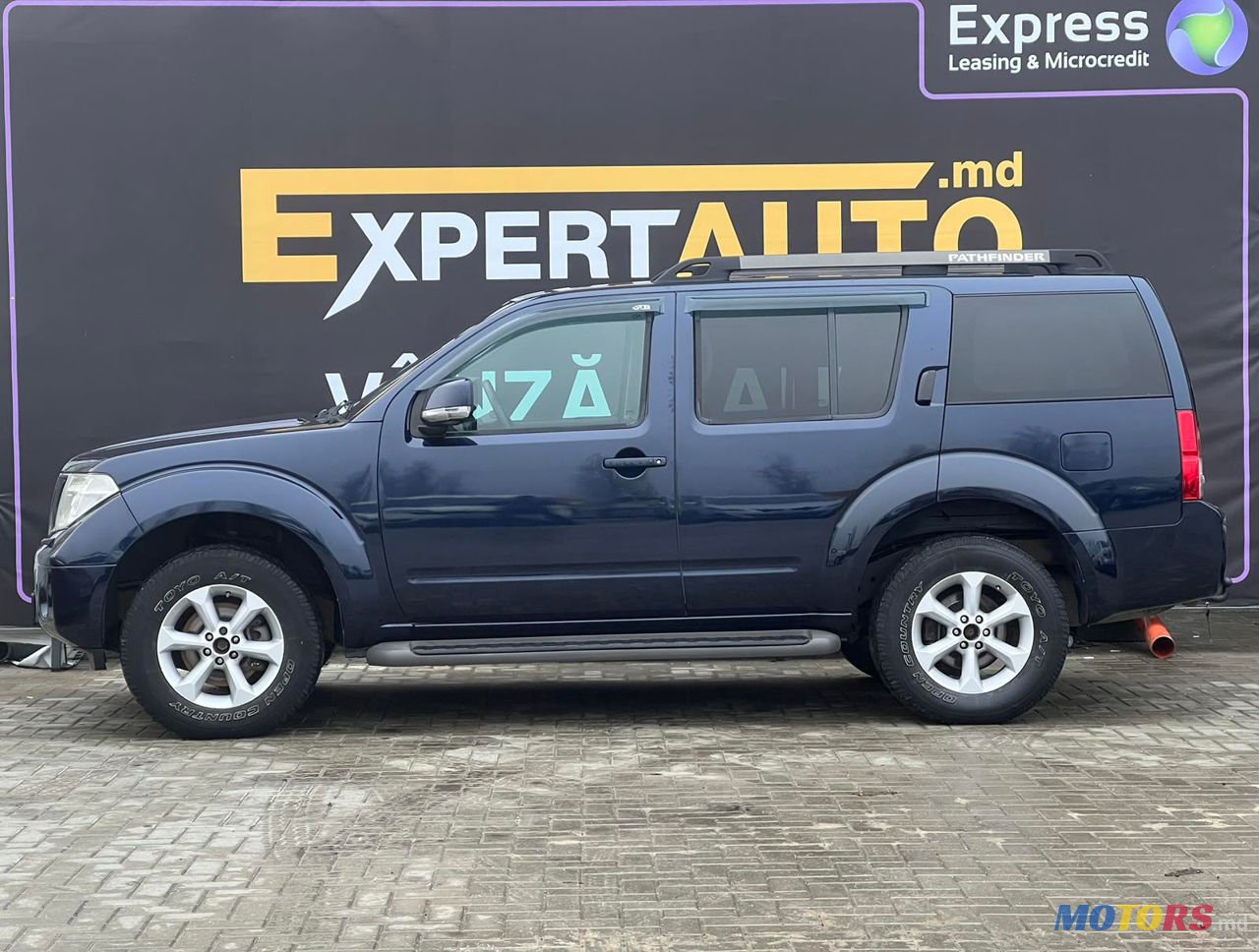 2007' Nissan Pathfinder photo #5