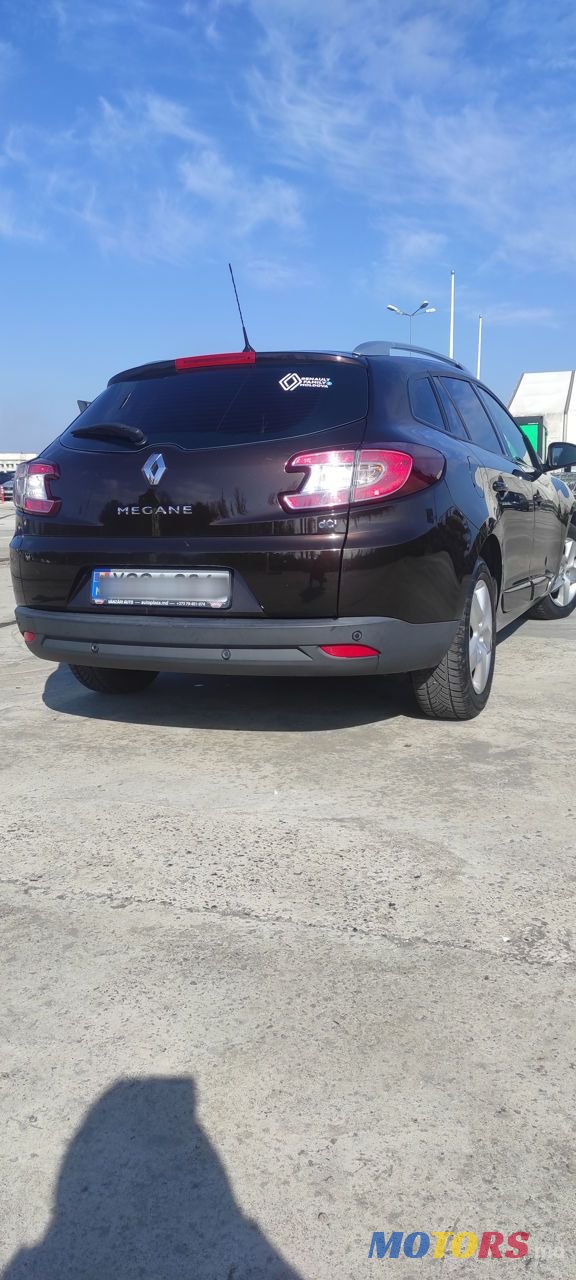 2014' Renault Megane photo #1