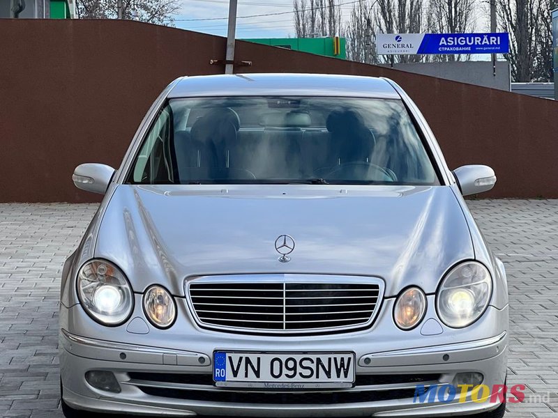 2006' Mercedes-Benz E Класс photo #4