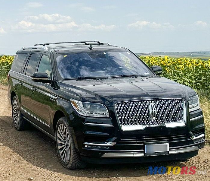 2019' Lincoln Navigator photo #1