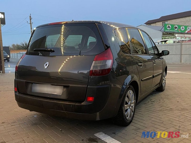 2006' Renault Grand Scenic photo #4