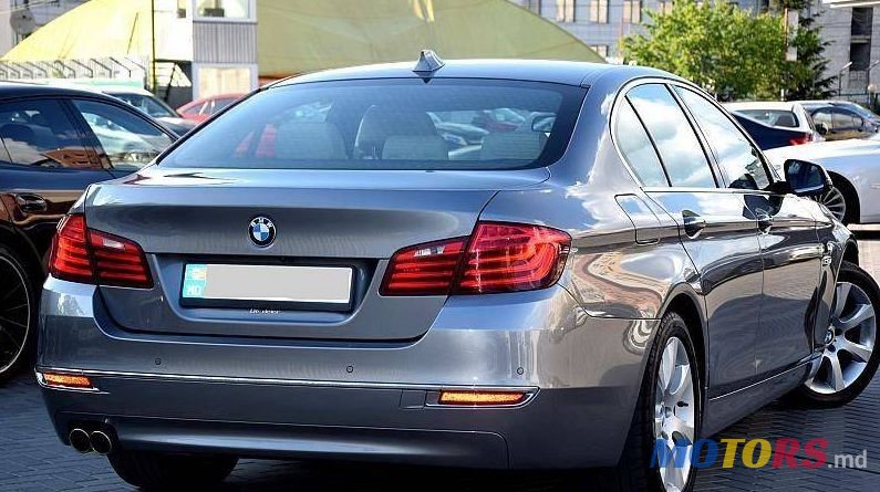 2014' BMW 5 photo #3
