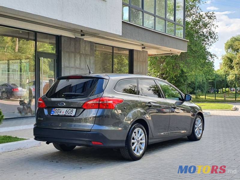 2015' Ford Focus photo #2