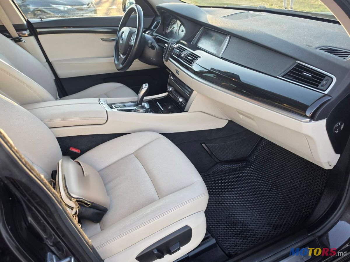 2015' BMW 5 Series GT photo #1