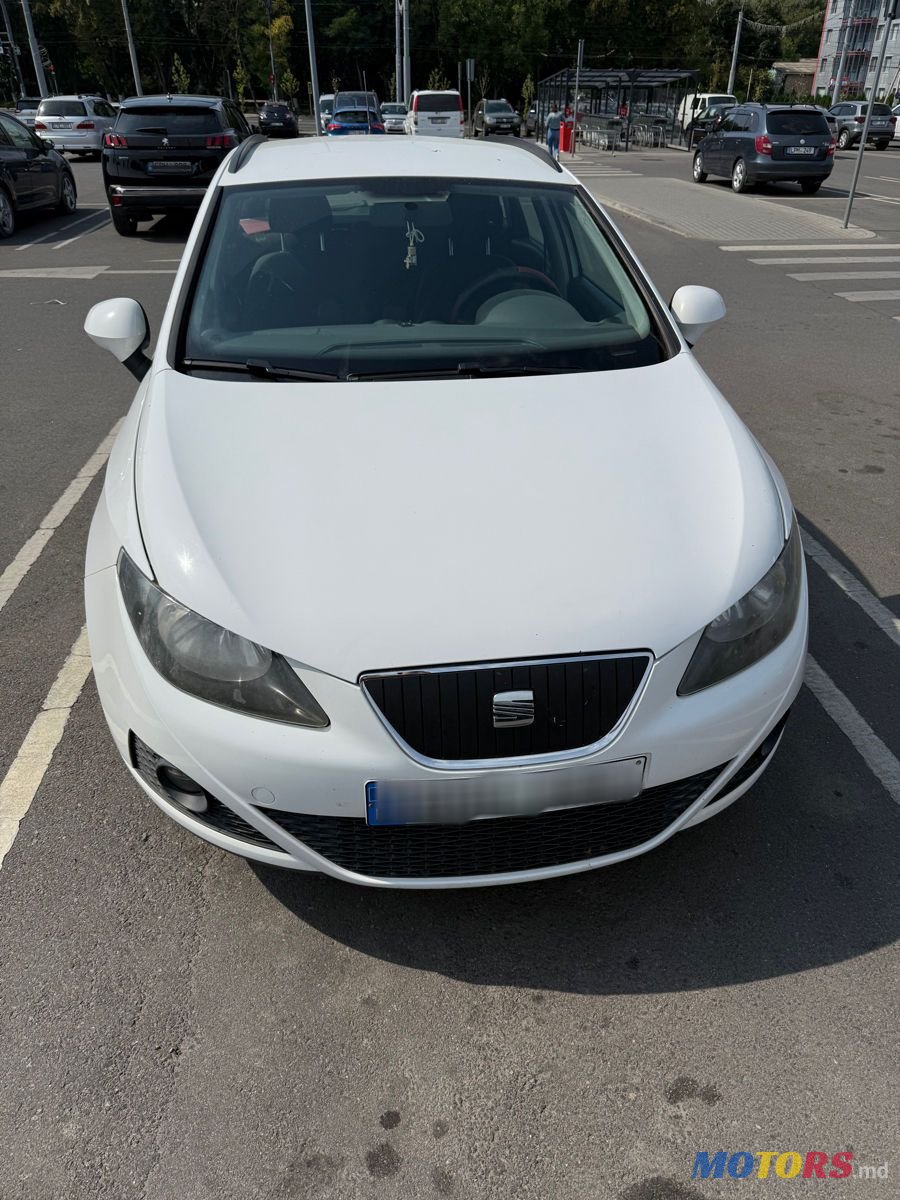 2011' SEAT Ibiza photo #5