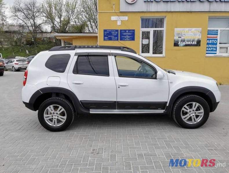 2014' Dacia Duster photo #2