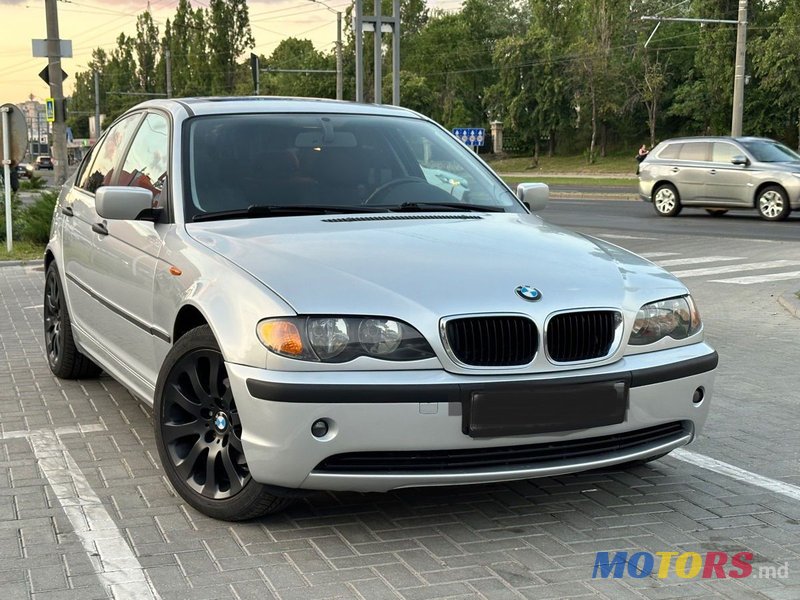 2004' BMW 3 Series photo #1