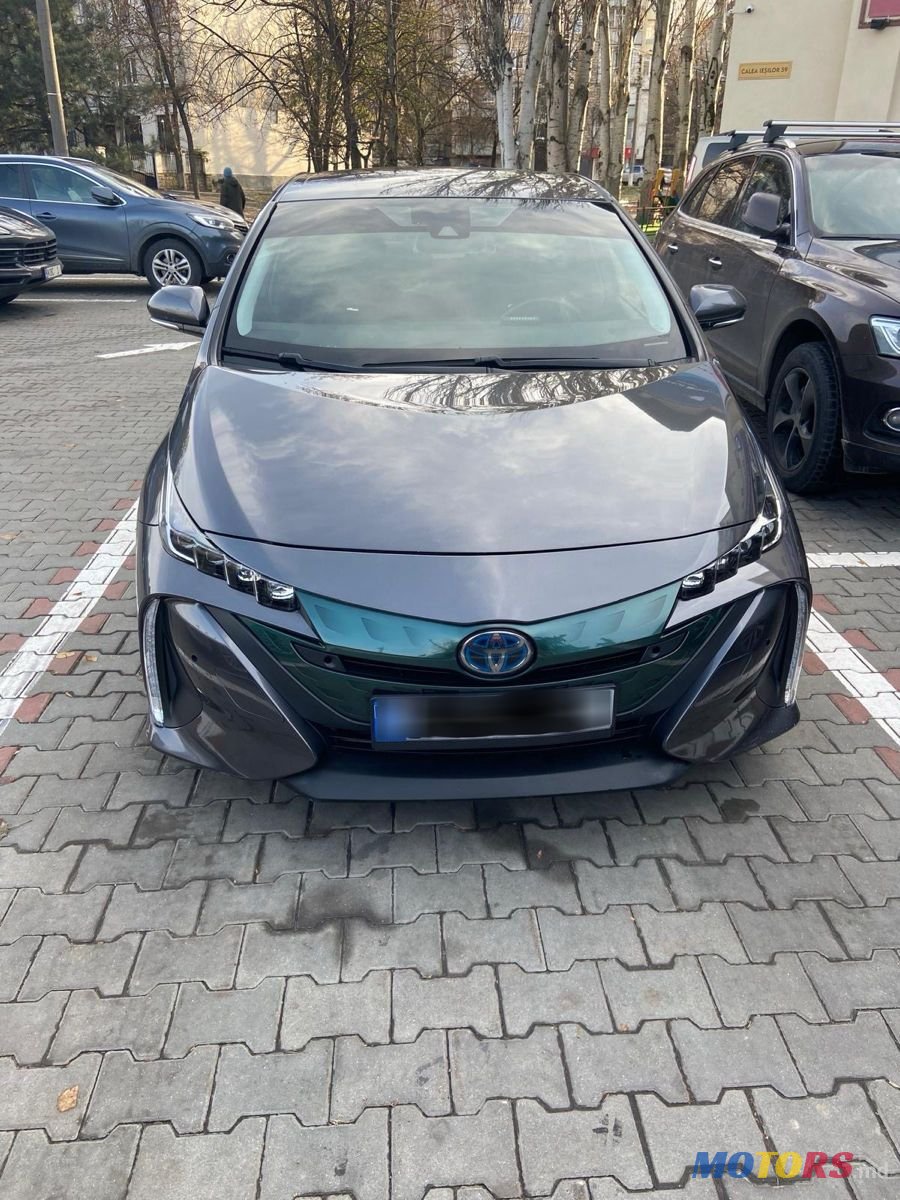 2019' Toyota Prius photo #1