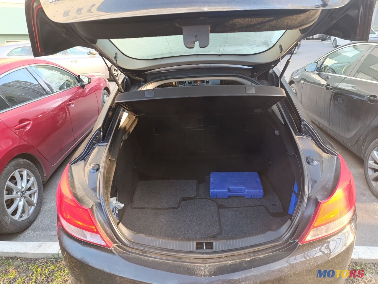 2009' Opel Insignia photo #4