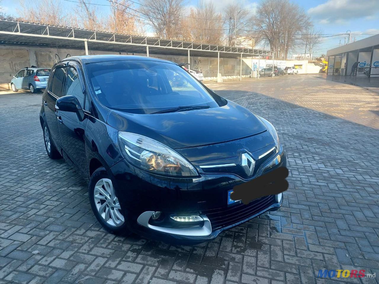 2012' Renault Scenic photo #1