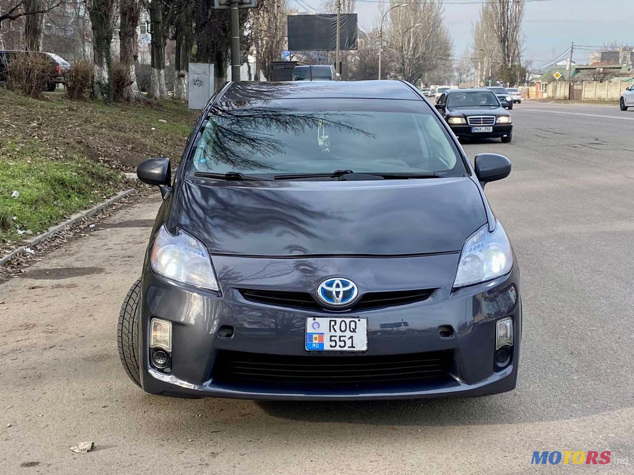 2010' Toyota Prius photo #2