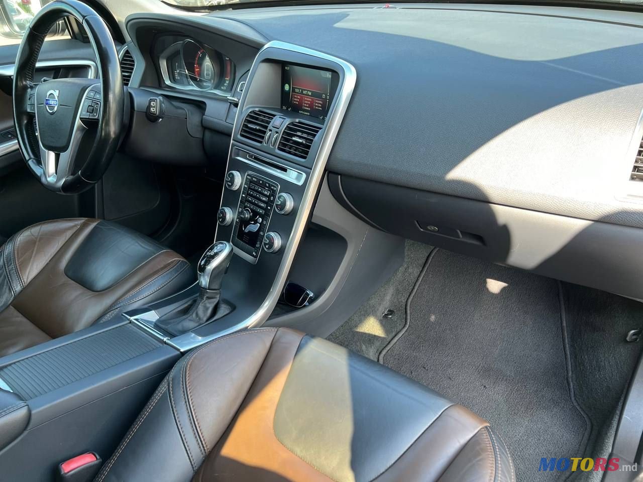 2016' Volvo XC60 photo #5