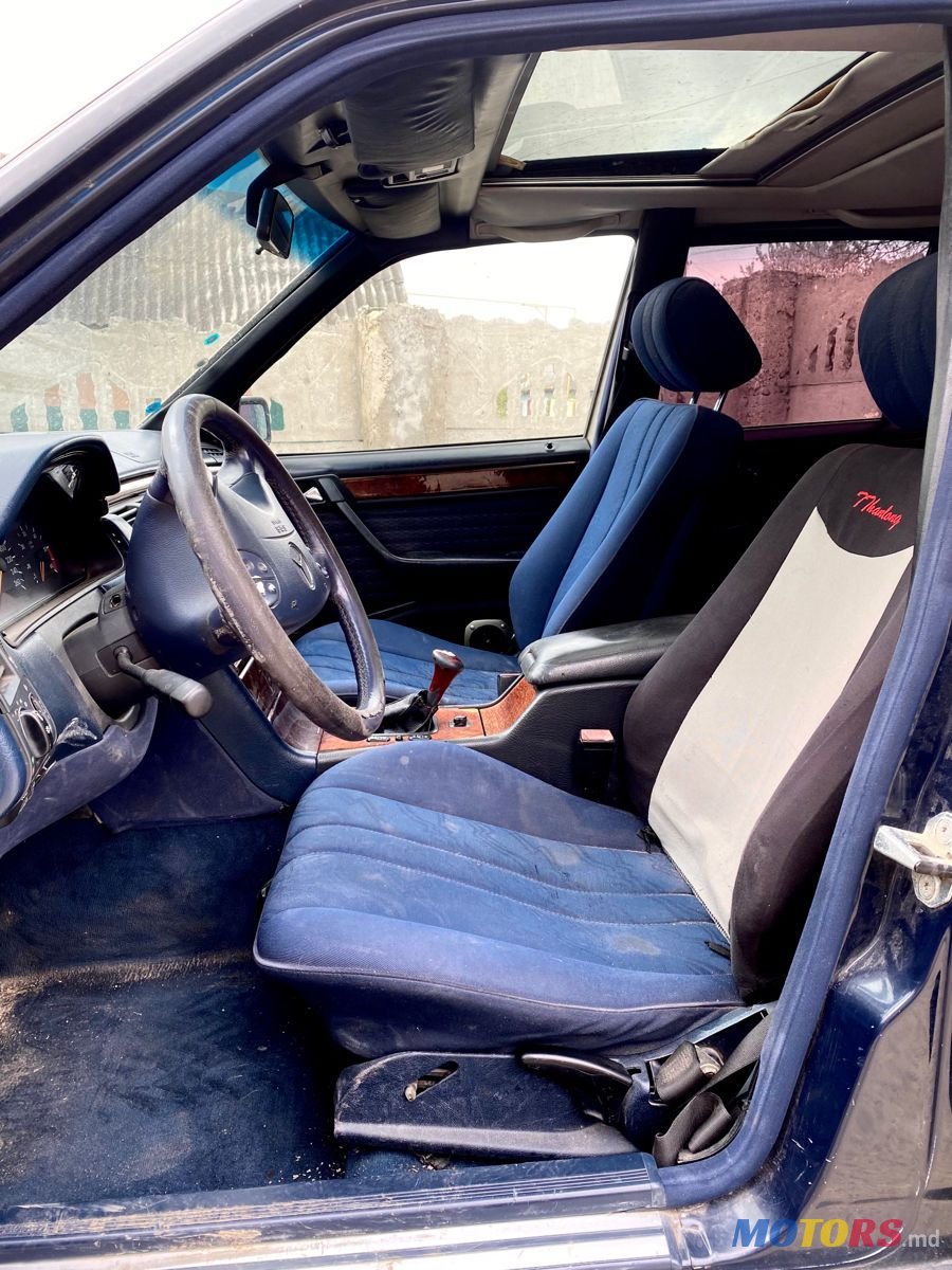 1994' Mercedes-Benz W124 photo #5