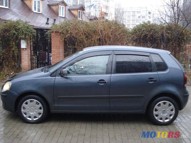 2006' Volkswagen Polo photo #2