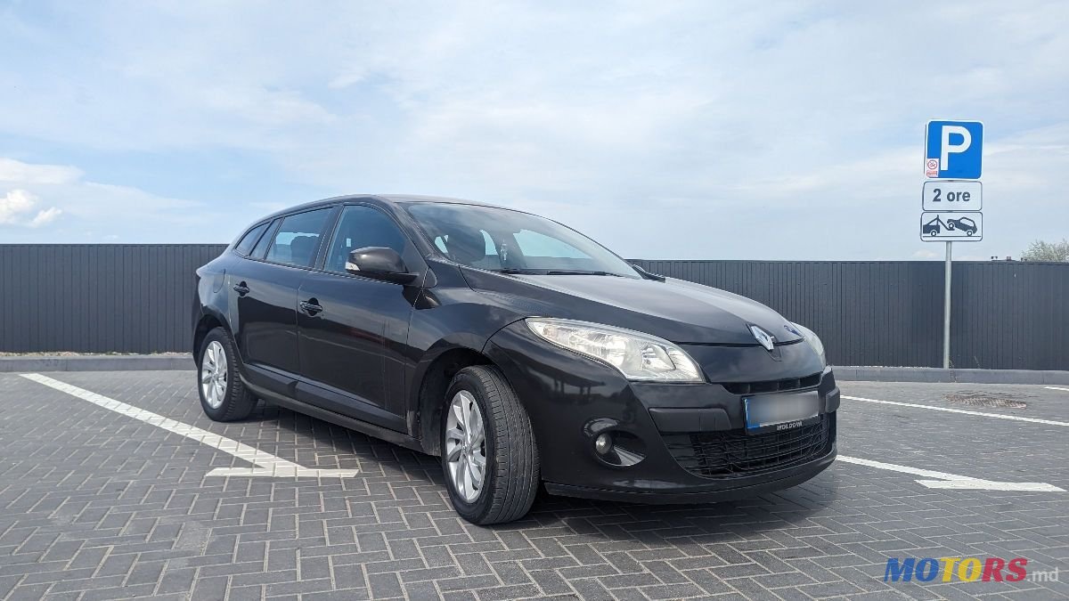 2010' Renault Megane photo #5