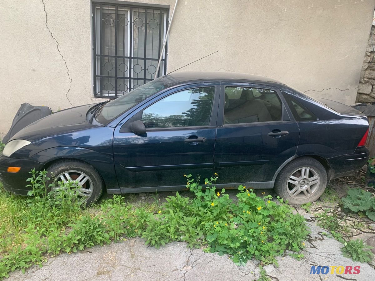 2003' Ford Focus photo #2