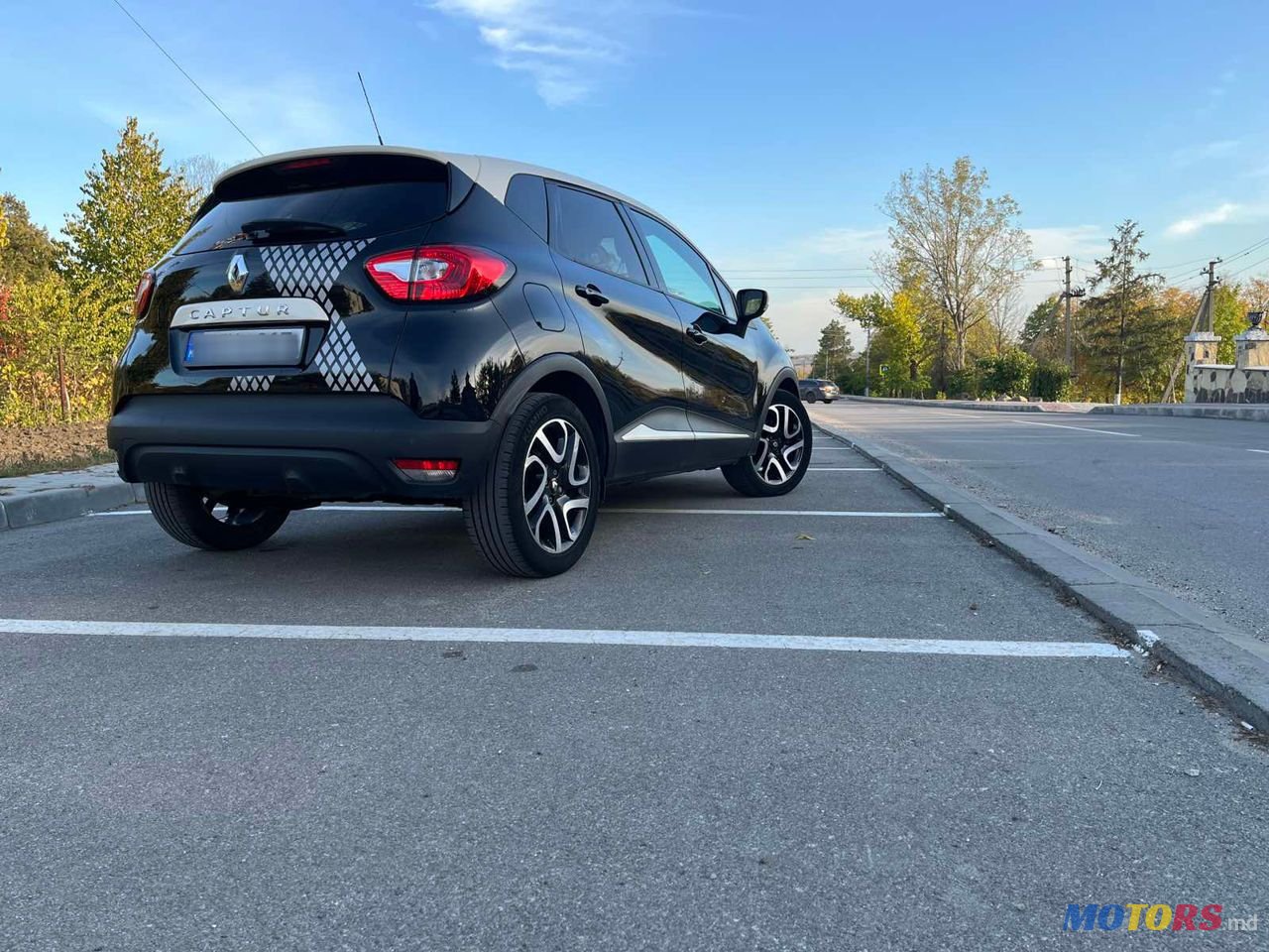 2014' Renault Captur photo #2