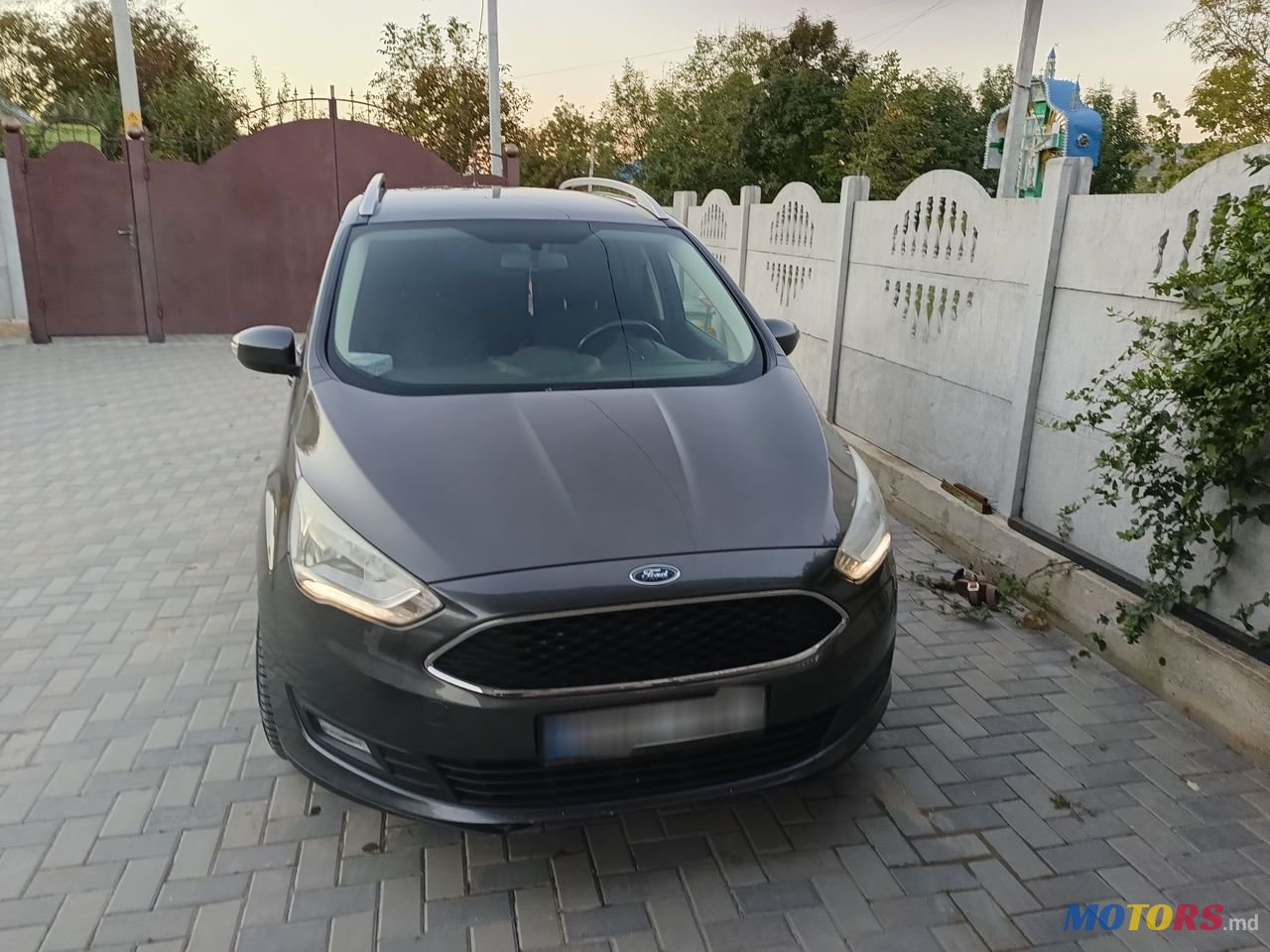 2015' Ford C-MAX photo #5