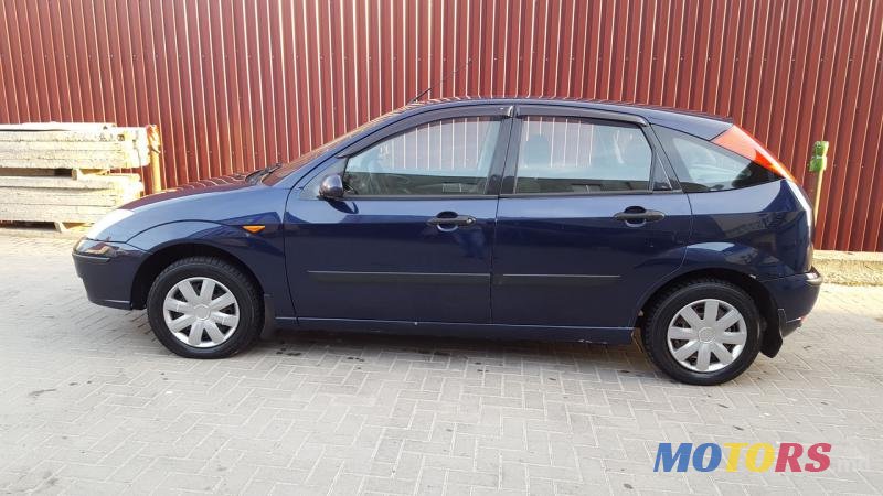 2002' Ford Focus photo #5