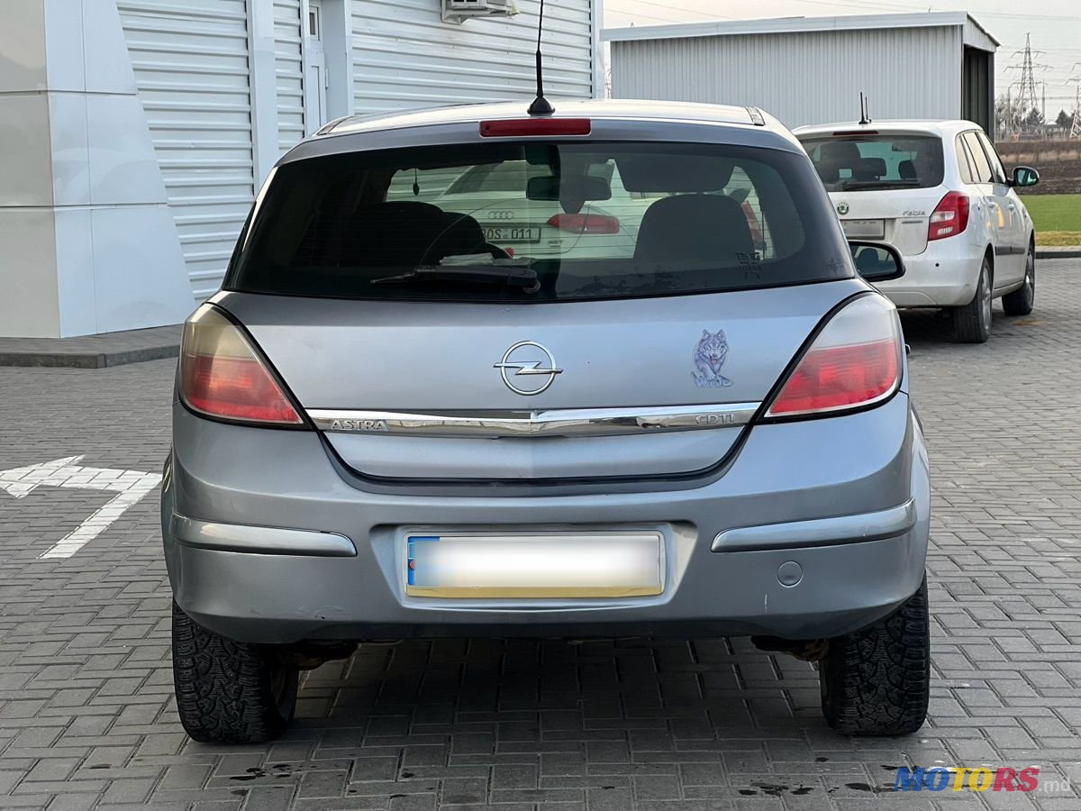 2006' Opel Astra photo #2