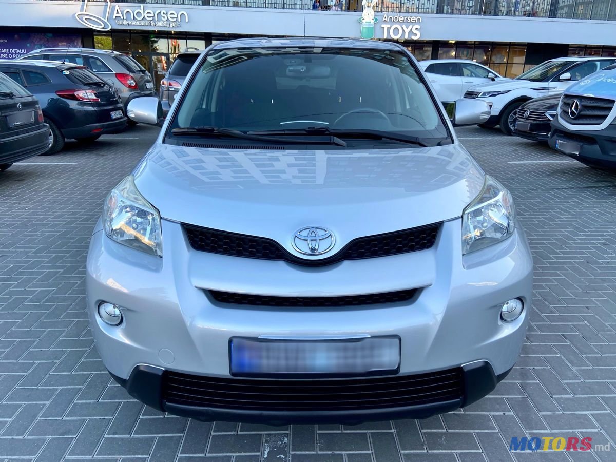 2009' Toyota Urban Cruiser photo #2