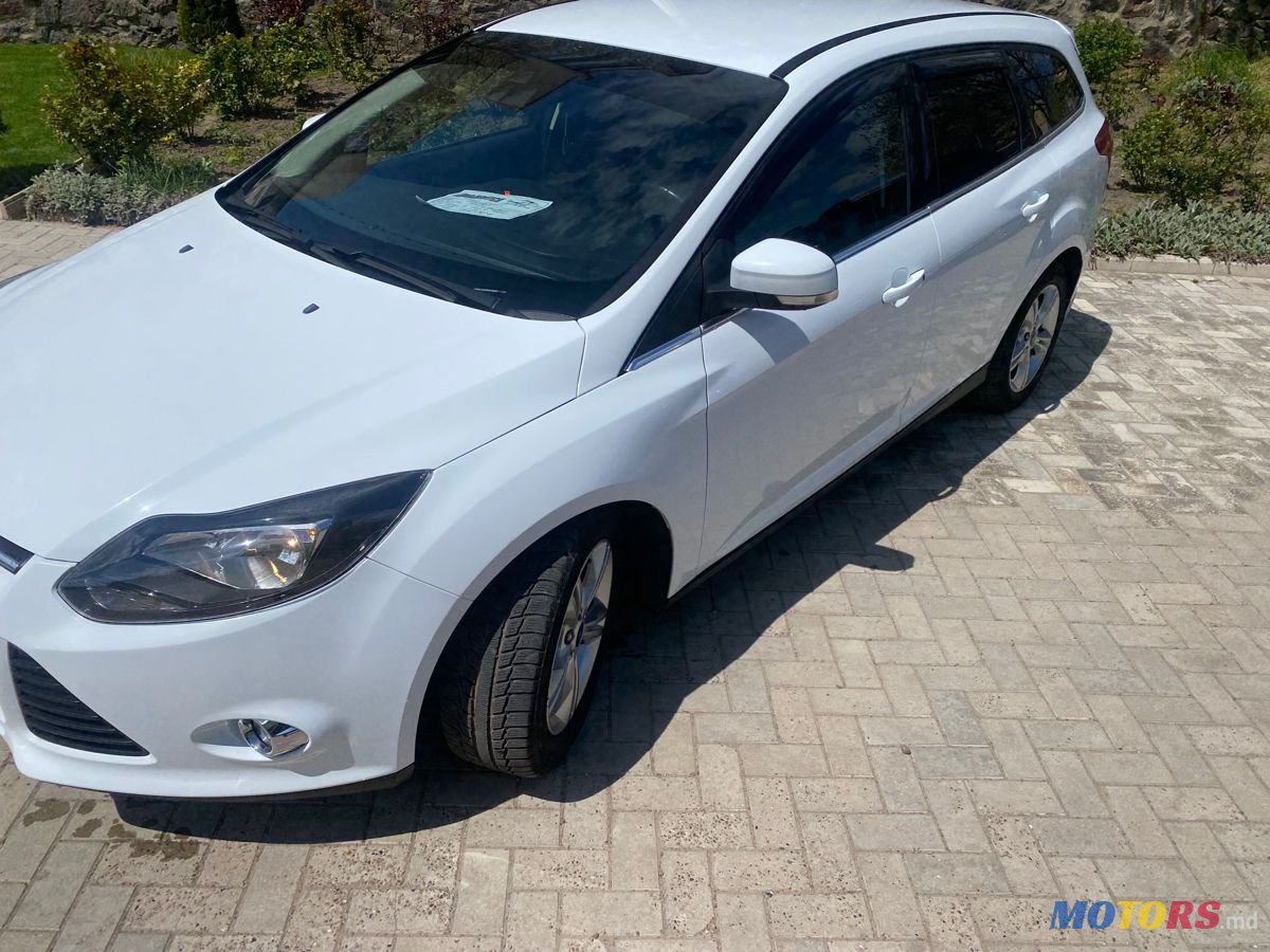 2014' Ford Focus photo #6