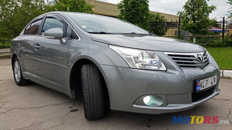 2009' Toyota Avensis photo #1