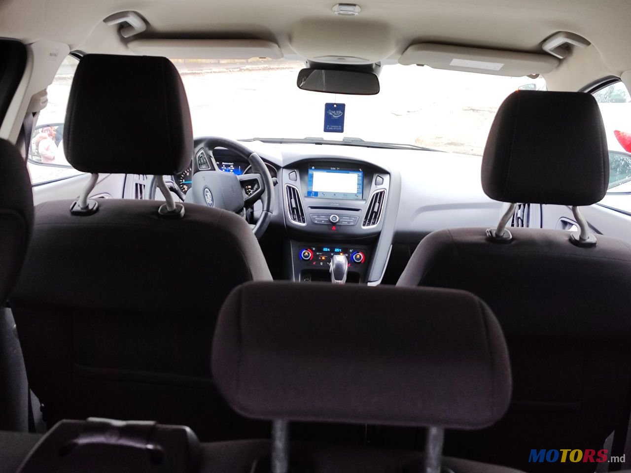 2018' Ford Focus Wagon photo #6