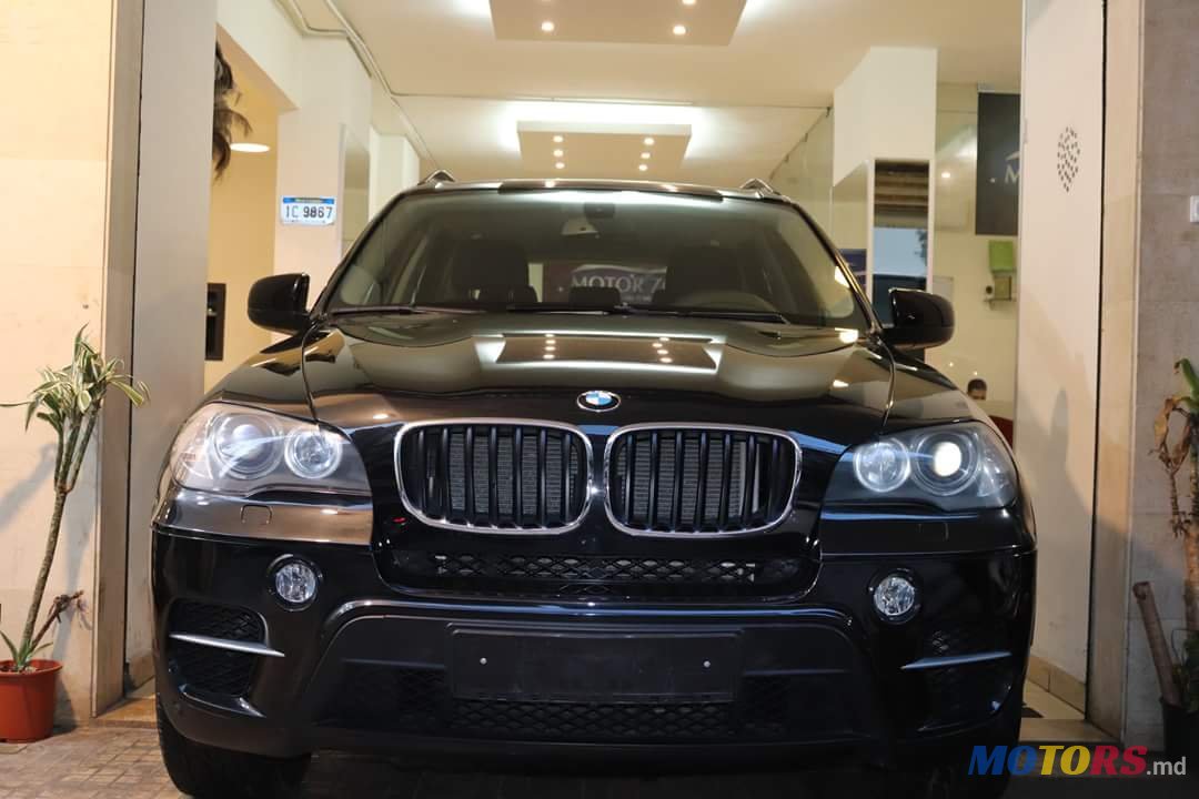 2014' BMW 3 Series Compact 2 photo #2