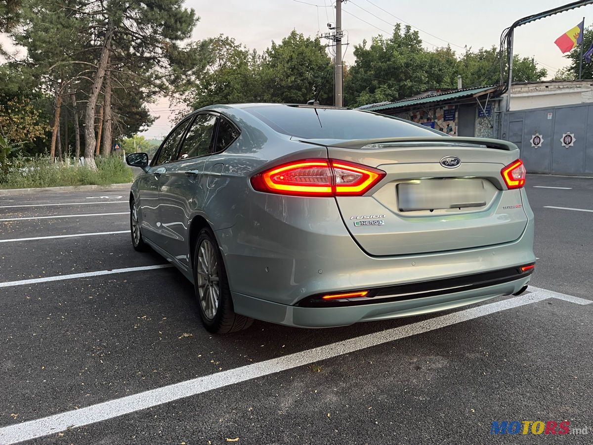 2013' Ford Fusion photo #1