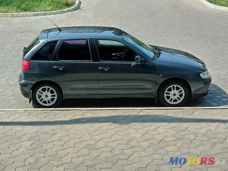 2000' Volkswagen Polo photo #5