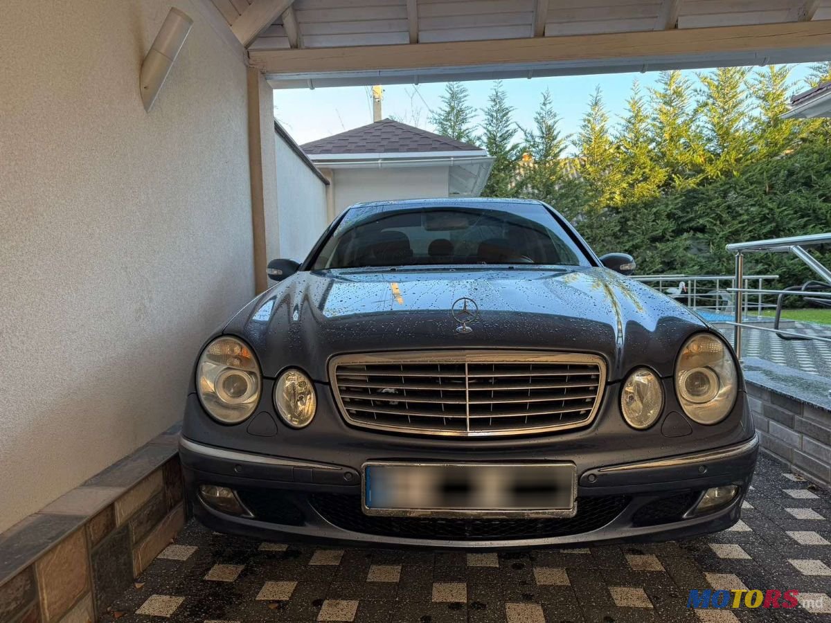 2005' Mercedes-Benz E-Class photo #1