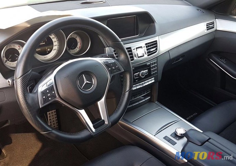 2014' Mercedes-Benz E Класс photo #3