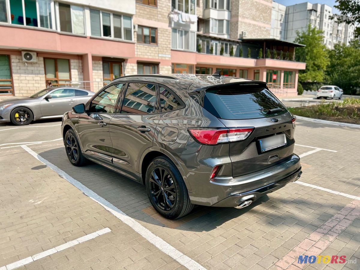 2022' Ford Kuga photo #5