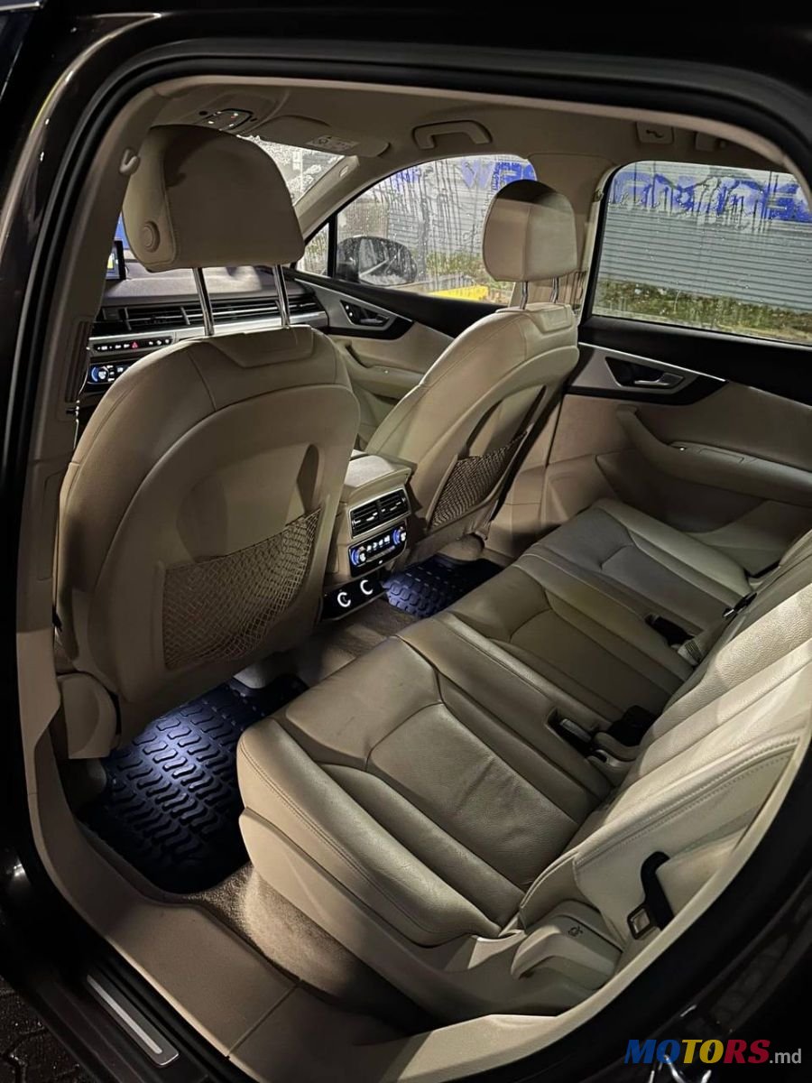 2016' Audi Q7 photo #3