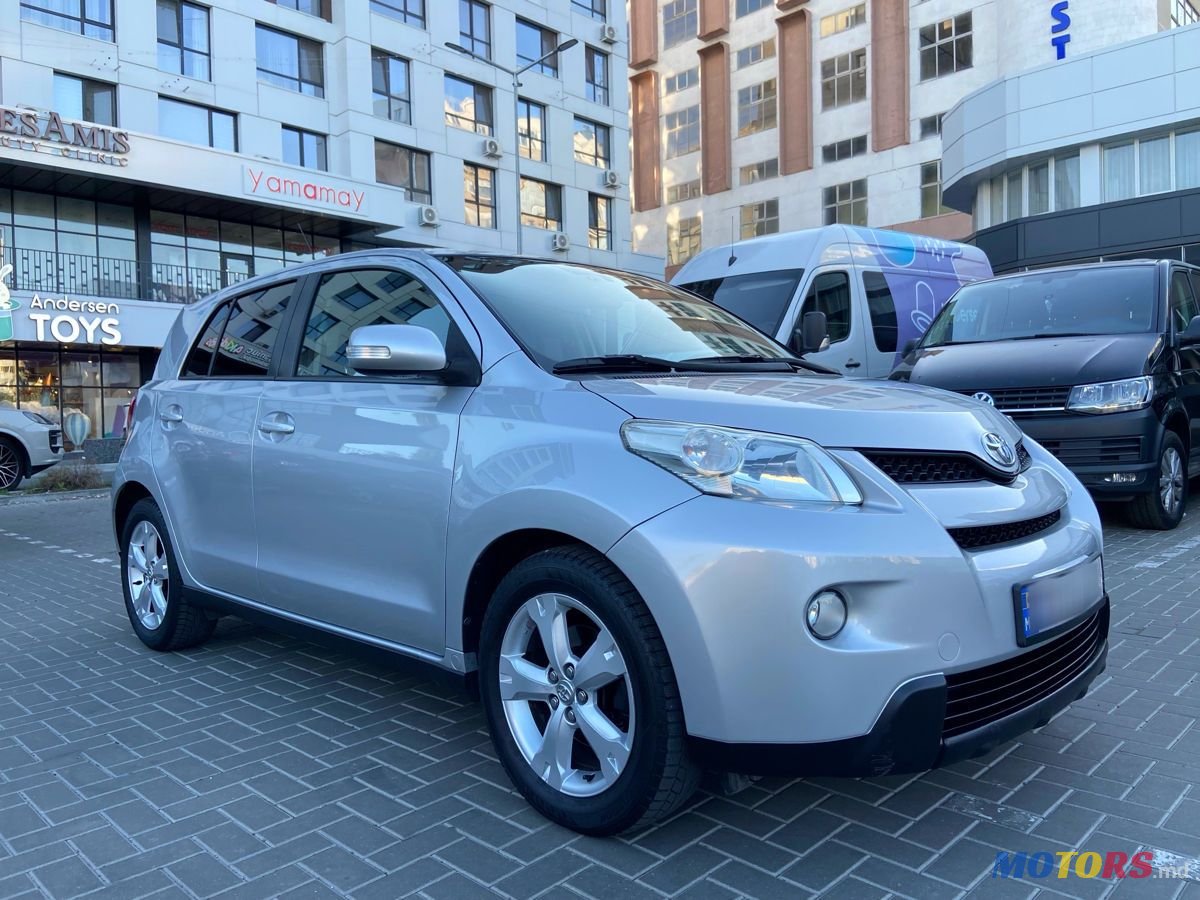 2009' Toyota Urban Cruiser photo #3