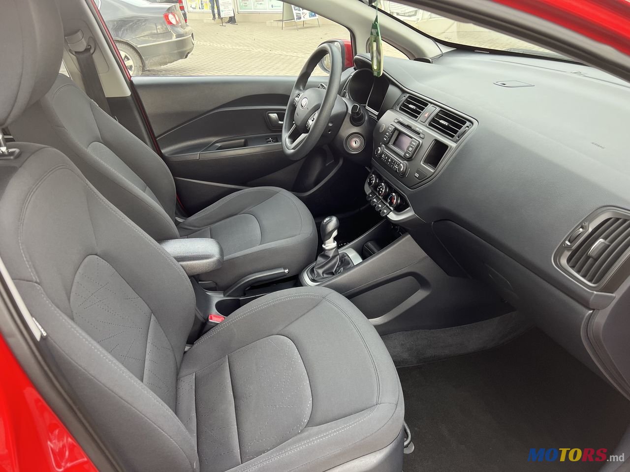 2012' Kia Rio photo #5