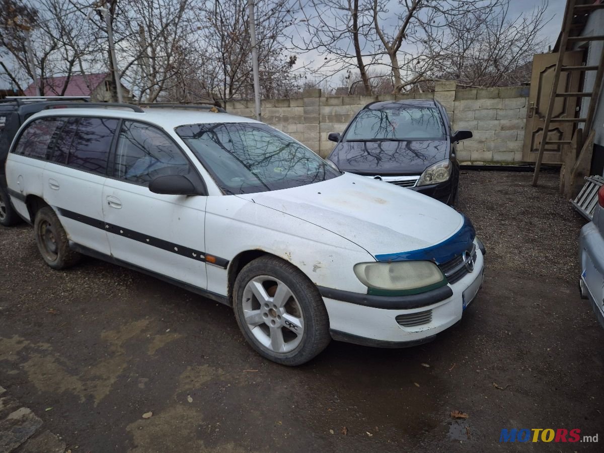 1995' Opel Omega photo #2