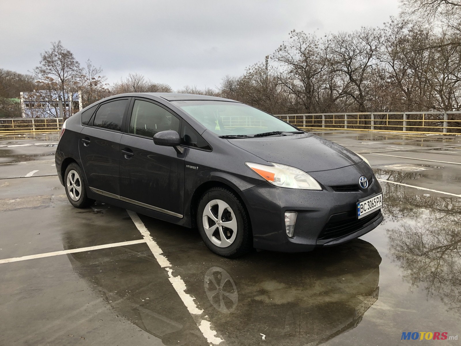 2014' Toyota Prius photo #5