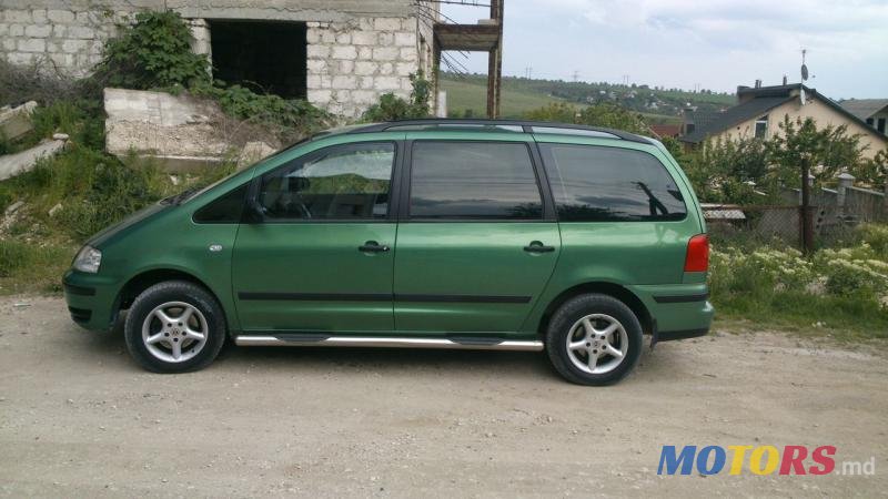 2001' Volkswagen Sharan photo #1
