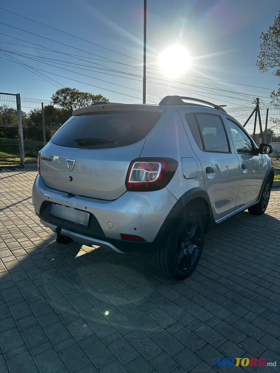 2014' Dacia Sandero Stepway photo #6